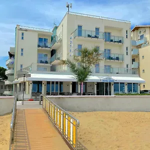 3* Hotel Linda